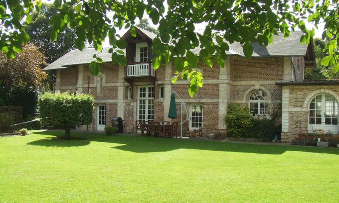 Argoules House | Fully Equipped Farmhouse, downstairs bedroom and bathroom, nSat to Sat