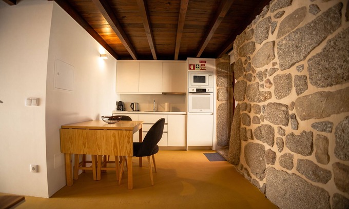 Guimaraes Cottage | Fully equipped house with shared pool!