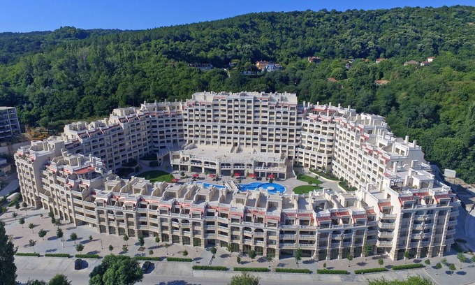 Varna Apartment | fully equipped one-bedroom apartment with one bedroom and one living room