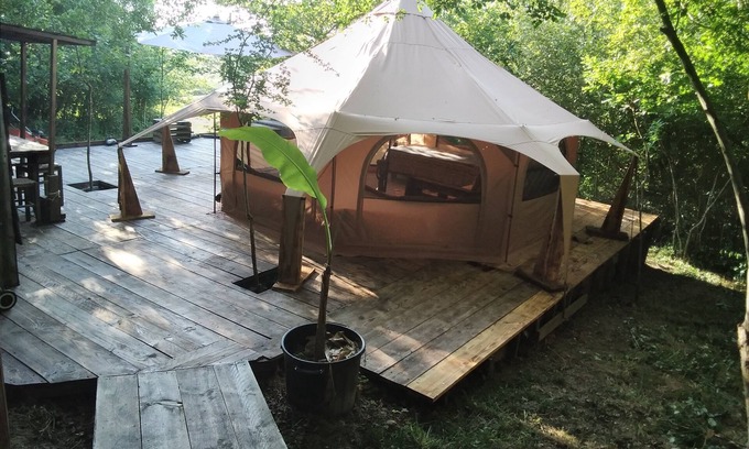 Vielle-Tursan House | FULLY EQUIPPED SAFARI LODGE TENT IN LUSH FOREST