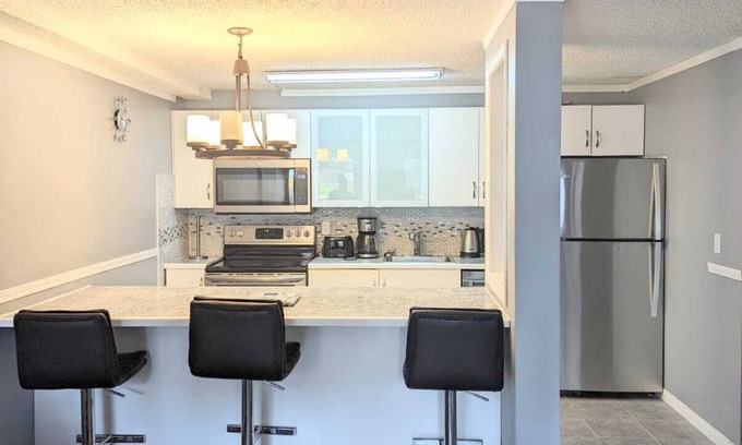 Bridgeland Condo | Fully furnished 2 bedroom condo w/free parking on premises