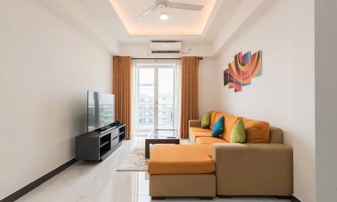 Mount Lavinia Apartment | Fully Furnished 2 Bedroom Apartment with Sea View