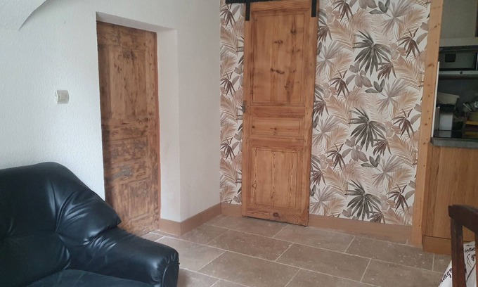 Saint-Rome-de-Tarn Apartment | Fully renovated 2 to 3 person gîte