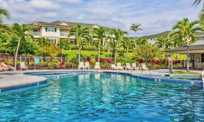 Kahaluu Bay House | FULLY RENOVATED UNIT. 3 BDRM, 3 BATH SLEEPS 8. PERFECT FOR GRANDPARENTS
