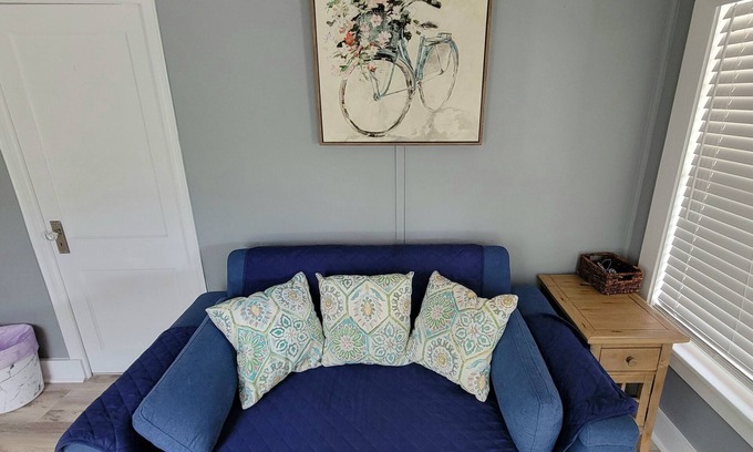 Wareham Center House | Fun Newly Renovated Bungalow