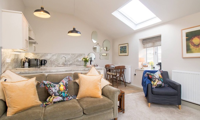 Penny Bridge Cottage | Funky, bijou cottage in stunning location