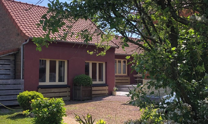Nielles-les-Blequin House | Furnished 4 * tourism, between the Opal Coast and Saint-Omer, calm and warm.