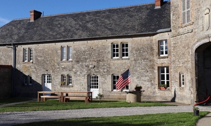 Sainte-Marie-du-Mont Cottage | Furnished farmhouse, 16th-century Norman manor house, (sleeps 2 to 7).
