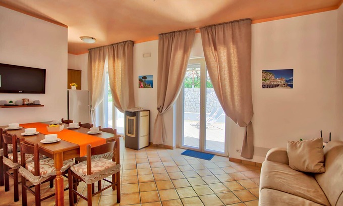 San Michele Apartment | Furore Coast Rooms holiday home