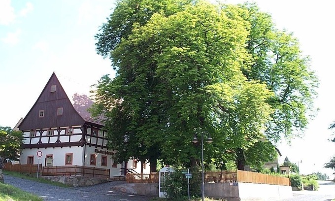 Ostritz Hotel | Gästehäuser St Marienthal