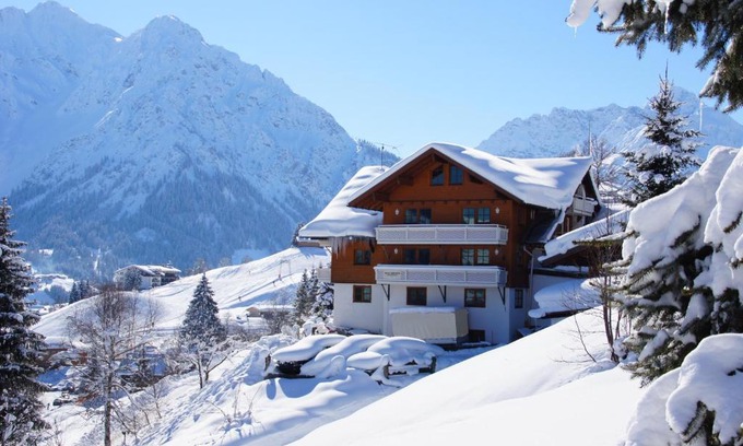 Hirschegg Apartment | Gästehaus am Berg