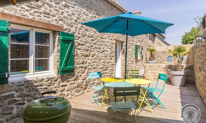 Montfarville House | Gîte ∙ 3 bedrooms ∙ 6 guests