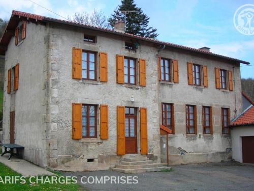La Chambonie House | Gîte 3 chambres avec jardin, toutes charges incluses, animaux acceptés, randonnée à proximité - FR-1-496-197