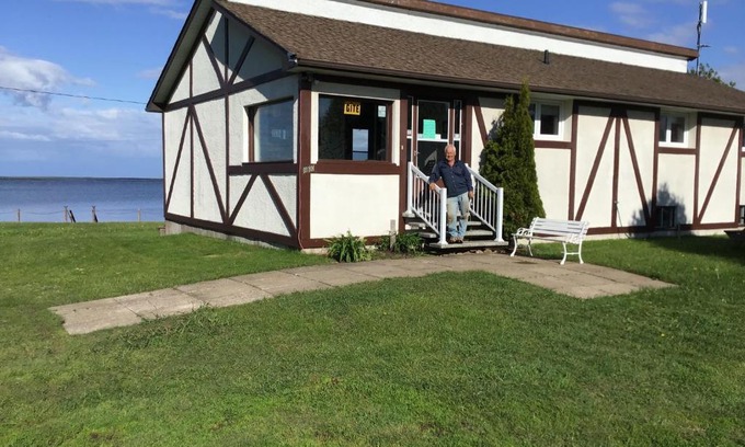 Saint-Edouard-de-Kent Bed & Breakfast | Gîte Au Bord de la Baie