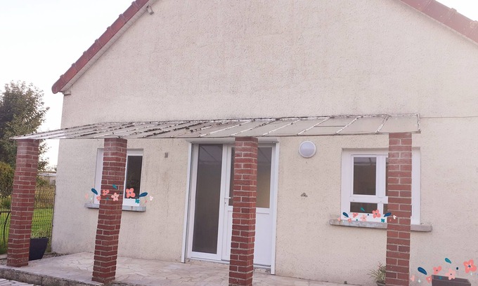 Flixecourt House | Gîte au Calme , Proche des Commerces et Activités