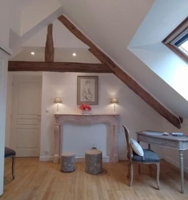 Montge-en-Goele Villa | Gîte aux trois suites parentales et son jacuzzi
