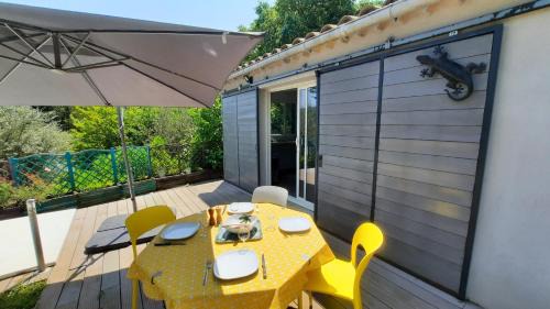 Cros House | Gîte avec piscine et jacuzzi partagés en Cévennes