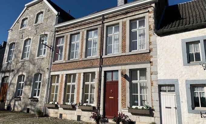 Limbourg Villa | Gîte de Caractère Le Lys Bleu