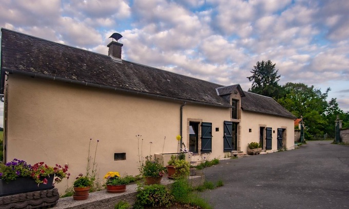Albussac Cottage | Gîte de Charme Dans la Campagne Corrézienne