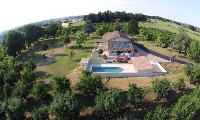 La Romieu House | Gîte de groupe, 37 places, 13 rooms