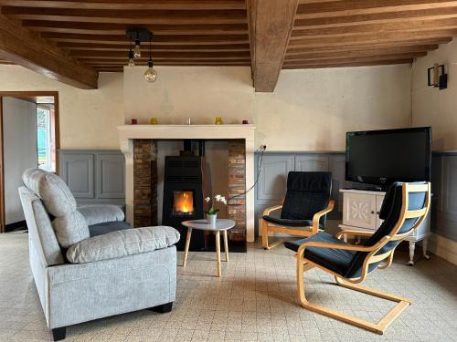 Saint-Germain-des-Champs House | Gîte du Manoir