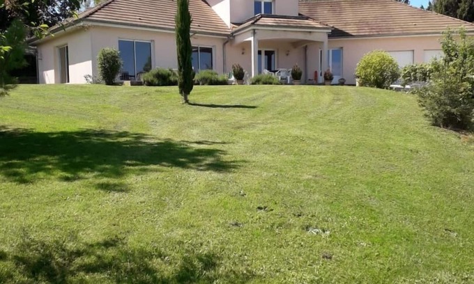 Charette House | Gîte du Mottet - CHARETTE VARENNES