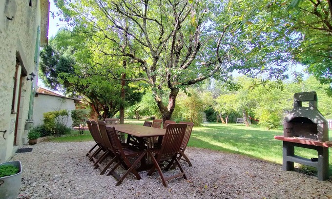 Bellon Cottage | Gîte "Emile" rated 3* for 9 people - Swimming pool