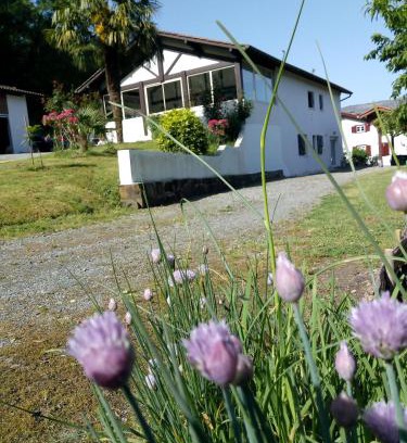 Osses House | Gîte Etxe Xuri