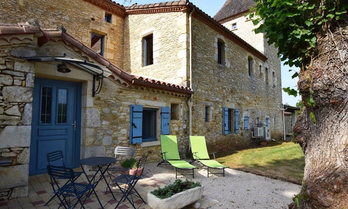 Blanquefort-sur-Briolance House | Gîte La Ferme proche de la Dordogne