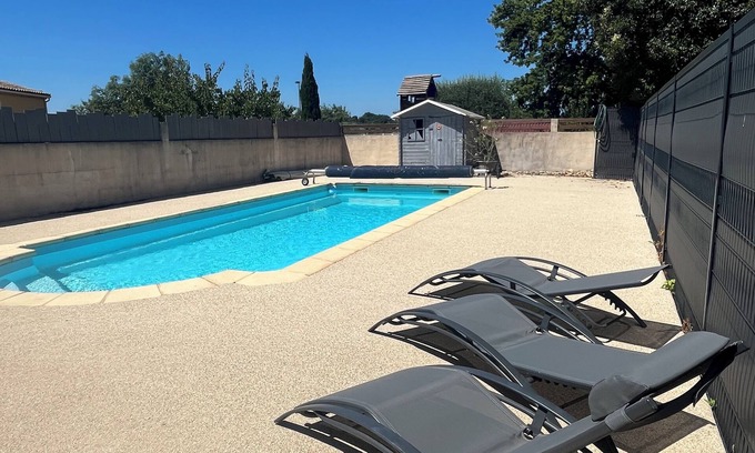 Saint-Paul-Trois-Chateaux Condo | Gîte Lavande*Clim*Terrace*Community pool