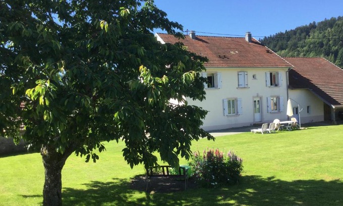 Masevaux-Niederbruck Apartment | Gîte Léonline sur les hauteurs de Masevaux -au pied des Vosges