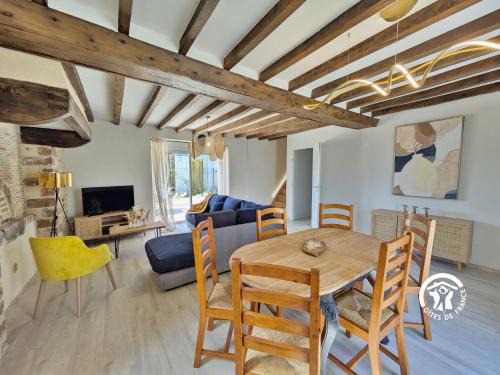 Ampoigne House | Gîte Les mésanges, jusqu'à 6 personnes