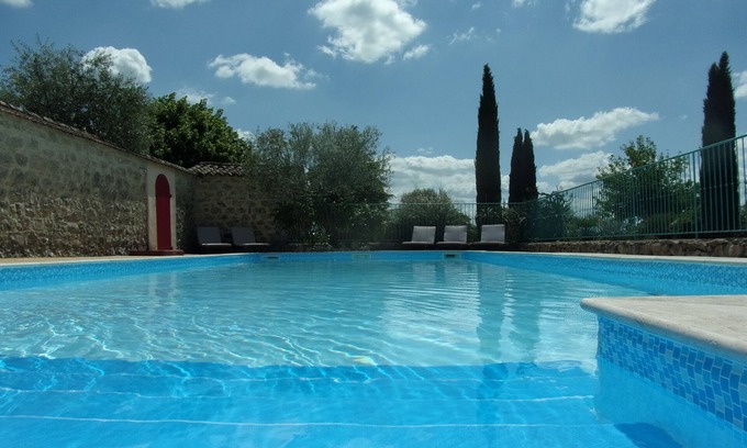 Joyeuse Cottage | Gîte MAGNAN*, 55 m², quiet, charm and nature, heated swimming pool, south Ardèche