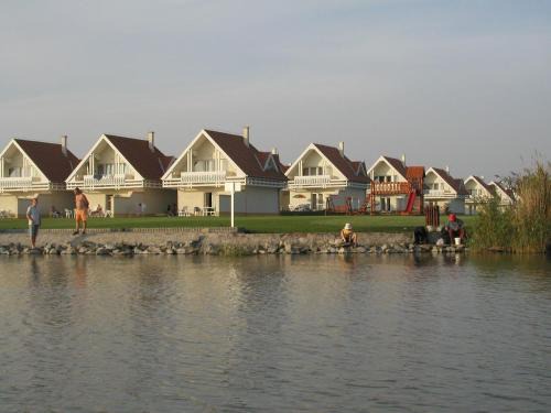Velence House | Gólya Villa Park