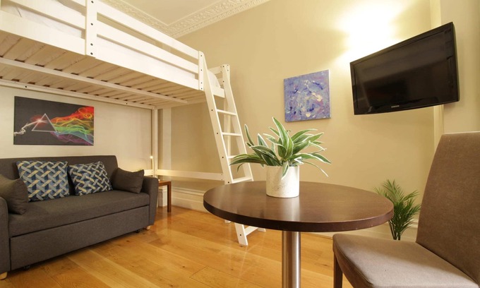 Tachbrook Apartment | G6s - City-centre living in Victoria & Parliament