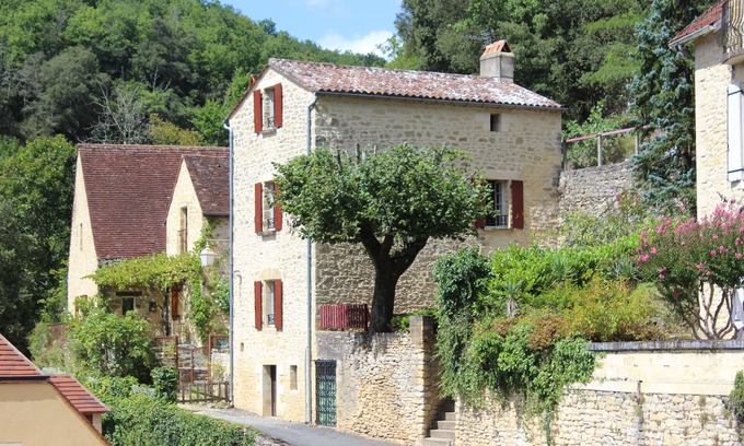 La Roque-Gageac House | Gabarier's house in the historic heart of the medieval village of La Roque Gageac
