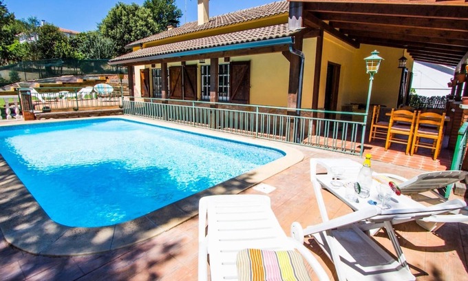 Santa Coloma de Farners Villa | Gabino Santa Coloma 561.227 Villa Gloriosa