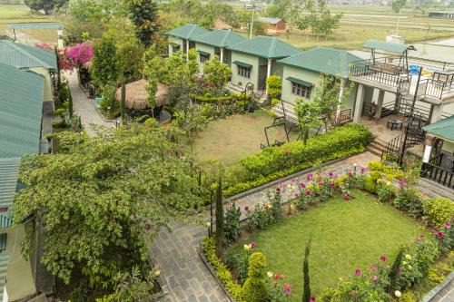 Sauraha Resort | Gairibari Resort