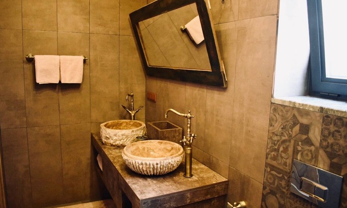 Eceabat House | Gallipoli-themed 1 Bedroom Luxury Studio Sleeps 3