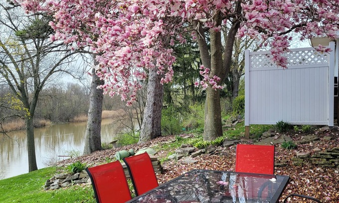 Toledo House | Game Room, Bar, Dock and River Patio