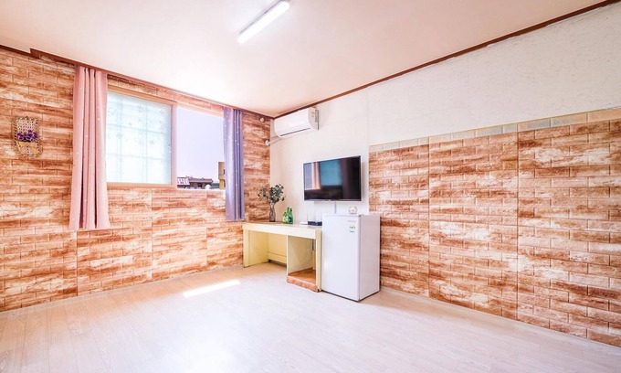 Namsan House | Gangchon Pine Hill Pension