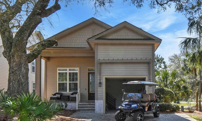 Jekyll Island House | Garden Cottage 63 - Seaside Grace Includes 6 seater street legal cart.