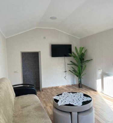 Akhaltsikhe Apartment | Garden house