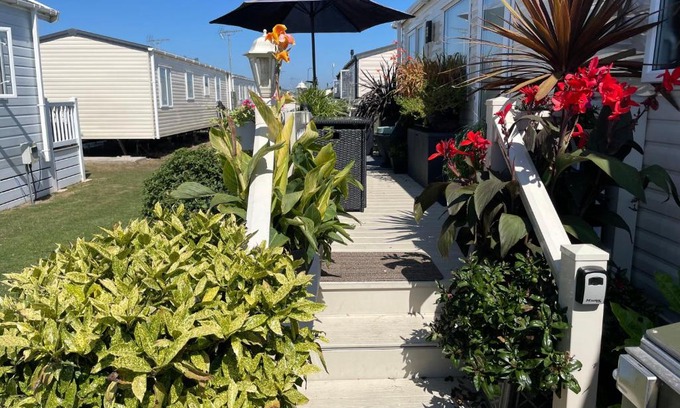 Swalecliffe Other | Garden Lodge