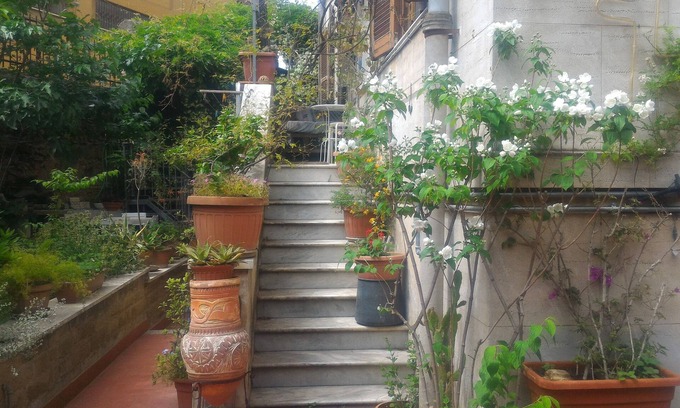 Prenestino-Centocelle Apartment | GARDEN ROOM metro C-Mirti