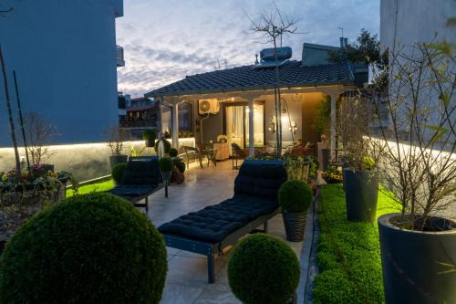 Edessa Apartment | Garden Sky