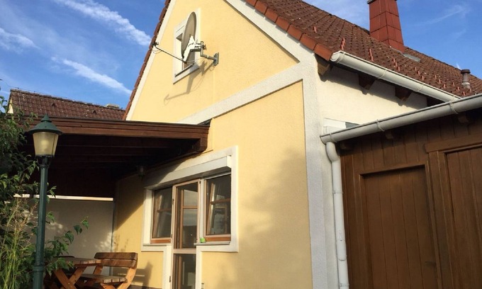 Donnerskirchen House | Gardi House. Cozy 3 bedroom house on Lake Neusiedl. Very quiet area.