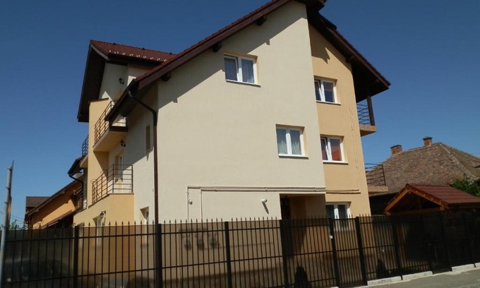 Three Oaks Apartment | Garsoniera Strada Bucegi