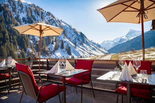 Nufenen Hotel | Gasthaus Rheinwaldstube