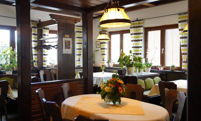 Stuppach House | Gasthaus Zur Rose